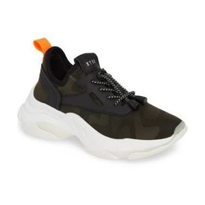 Steve Madden Myles Camouflage